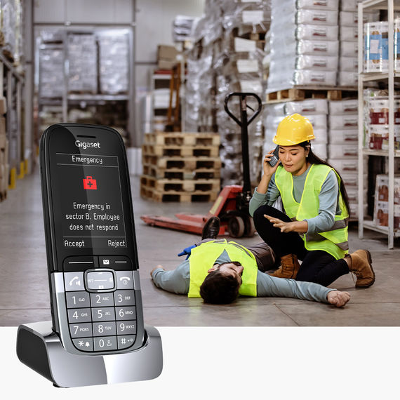 Gigaset SL850H PRO affiche urgence AML dans entrepôt industriel