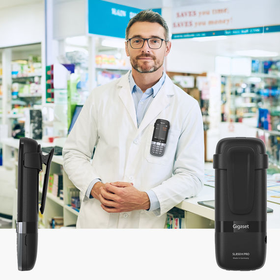 Gigaset SL850H PRO con clip de cinturón profesional en uso